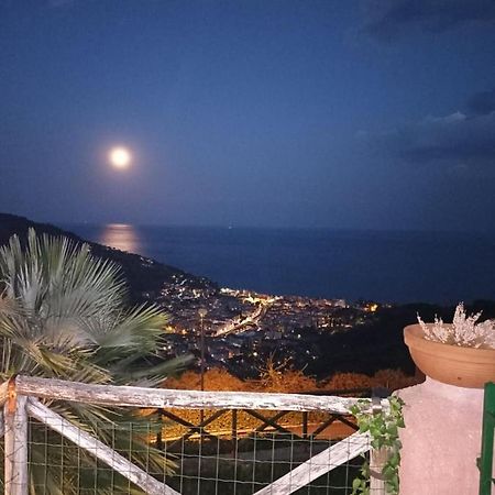 Ferienwohnung La Cita Ca - Vista Mare Finale Ligure Exterior foto