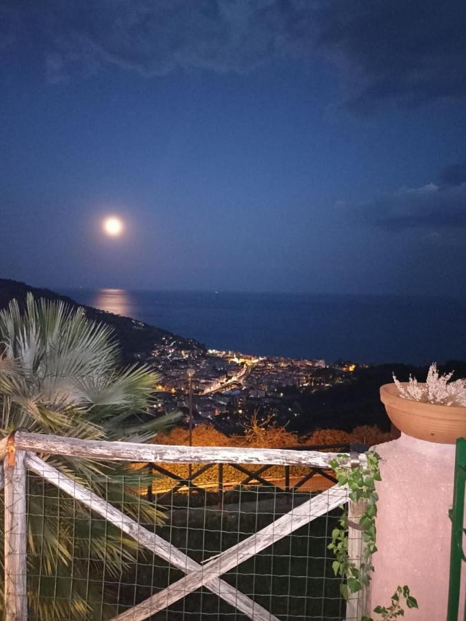 Ferienwohnung La Cita Ca - Vista Mare Finale Ligure Exterior foto